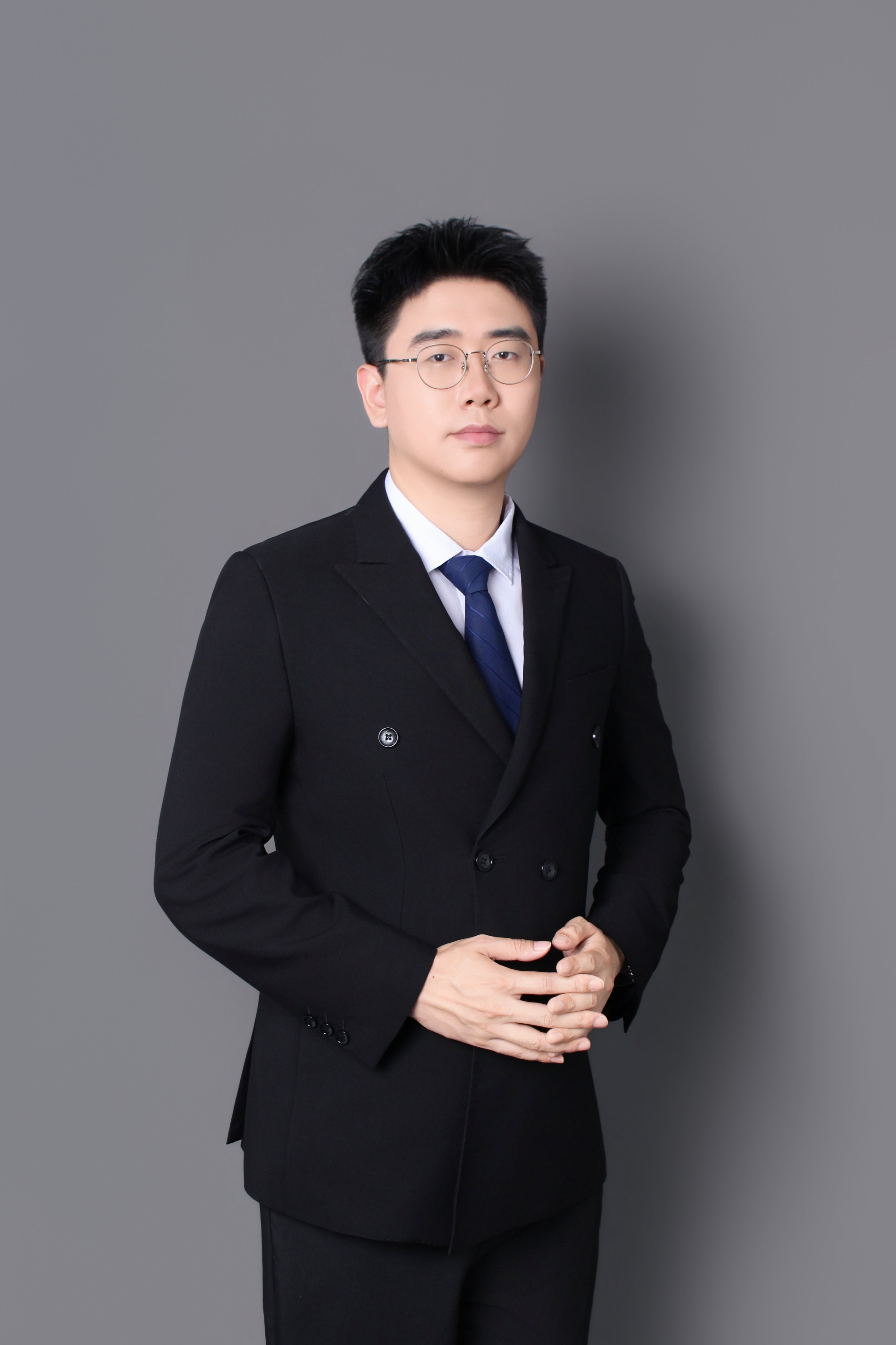 Shiqi Li